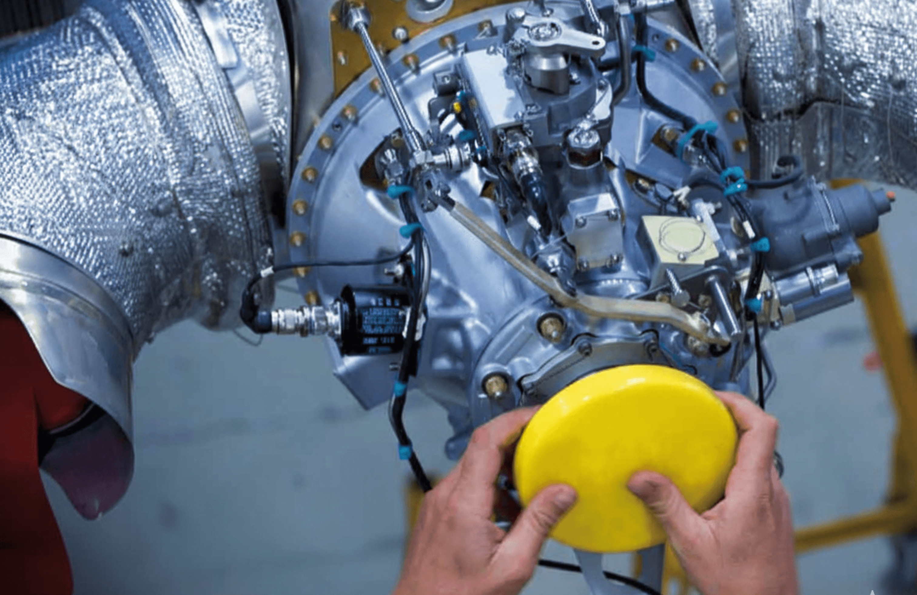 Factory-Authorized Support,<br />
<strong>Wherever You Operate</strong>